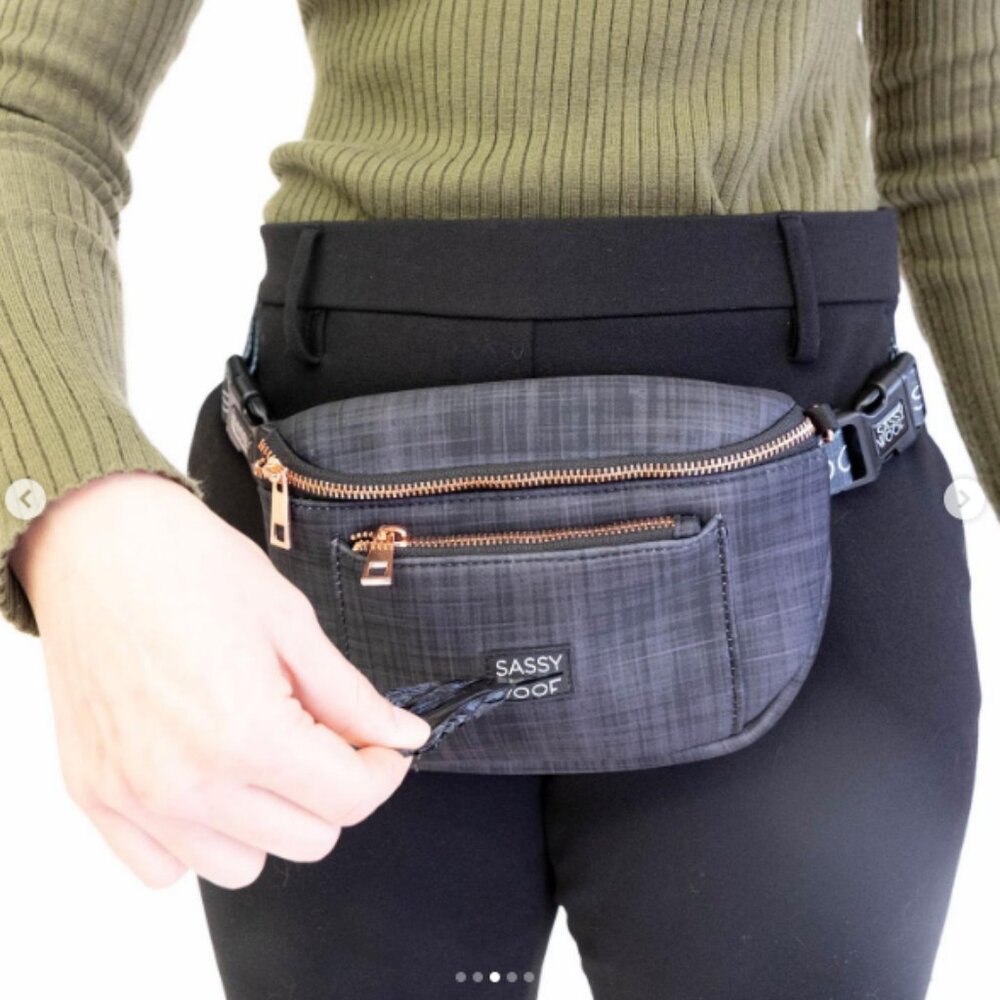 Sassy Woof Crossbody Bag